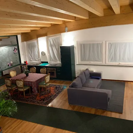 Apartment White House
