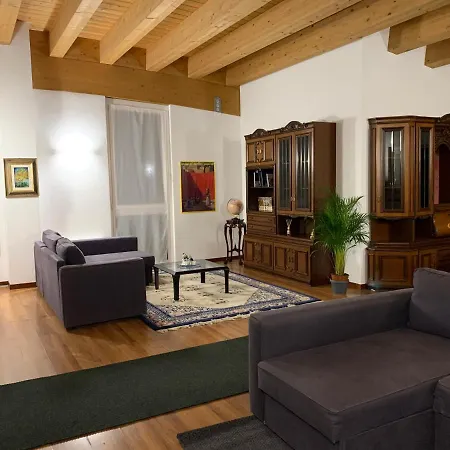 Apartment White House