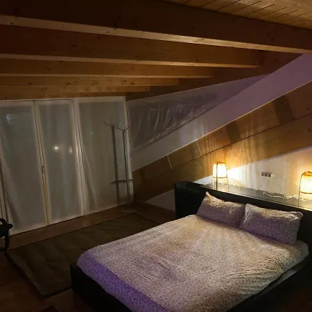 White House Apartment *
